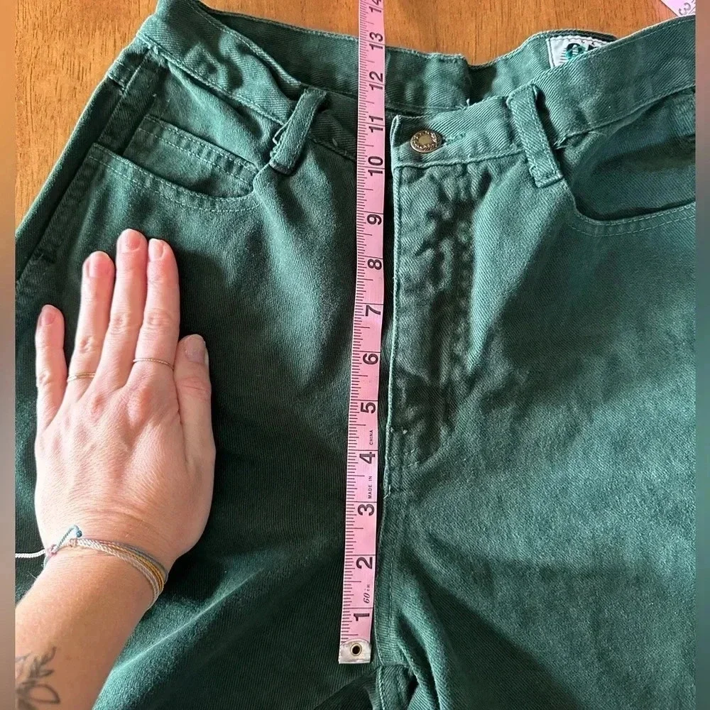 Vintage High Waisted Green Class 955 Jean - Picture 8 of 10
